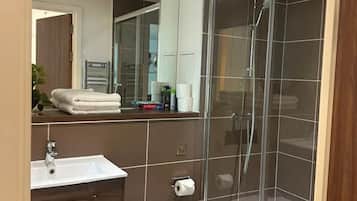 Badewanne und Dusche (separat), Komfortbadewanne
