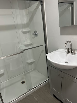 Handtücher, Seife, Toilettenpapier