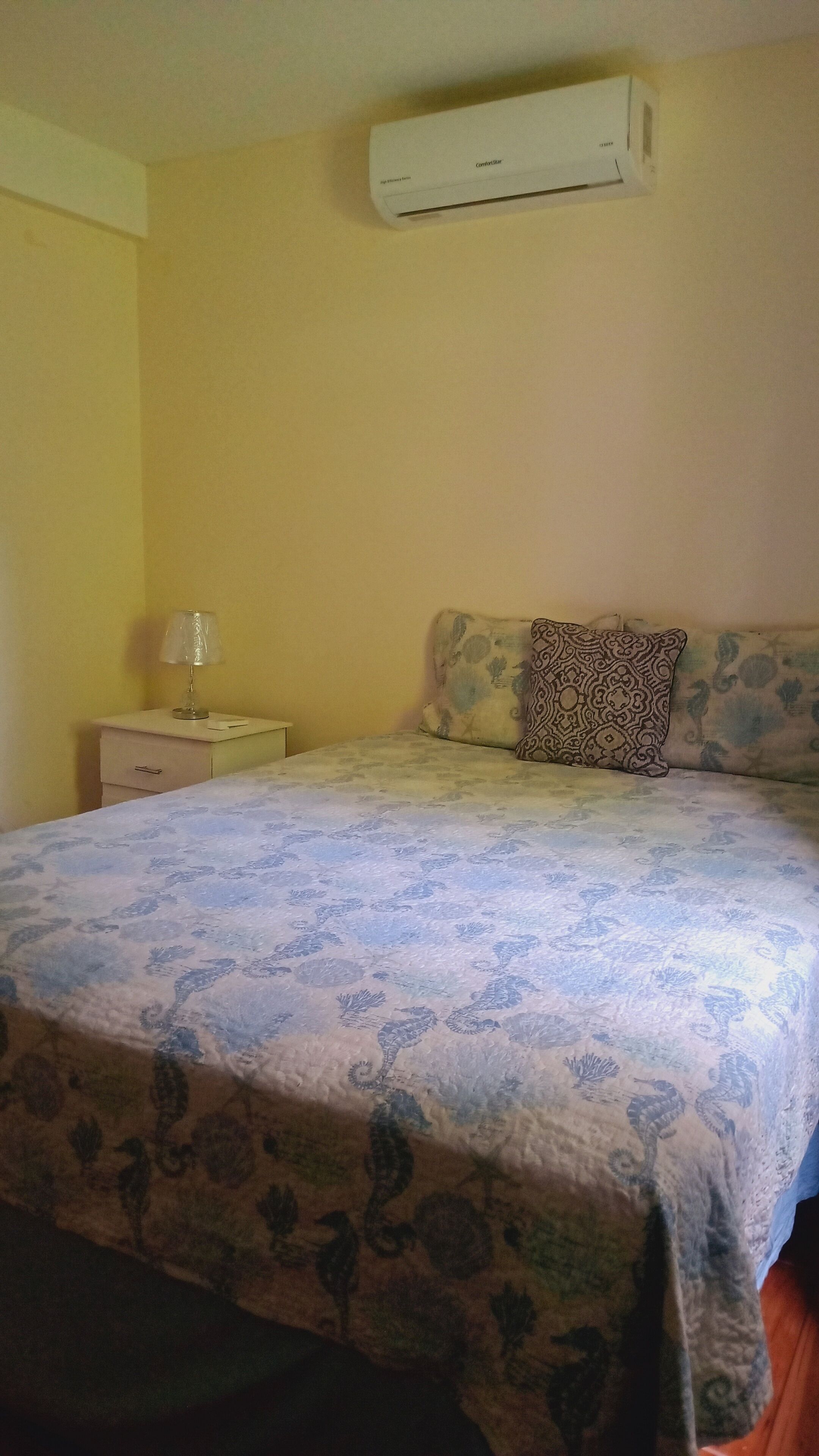 1 bedroom, in-room safe, WiFi (free)
