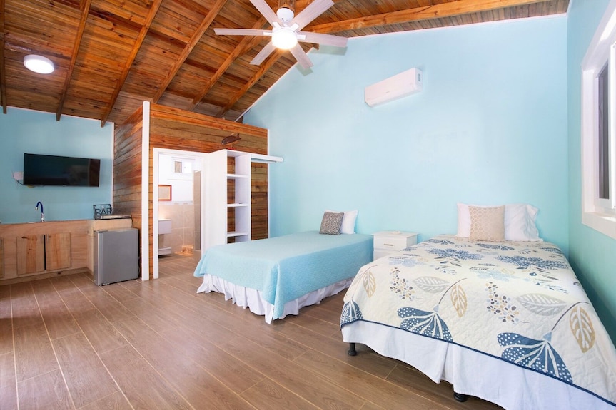 Studio At Mangotree Cabañas Sandy Bay - Roatán