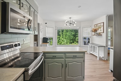 Lovely 4-bedroom house with in-ground pool