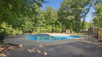 Utomhuspool