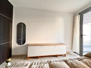 Room - Apartment on Plaza España with a balcony (Córdoba)