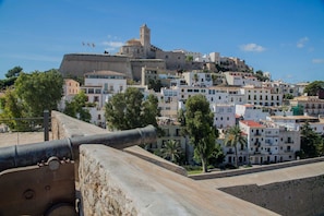 View from property - Mini Loft 2 bedrooms in Ibiza Town (Eivissa)