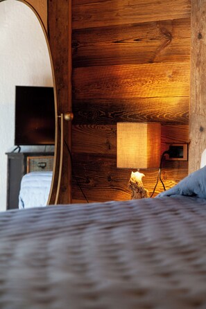 4 Schlafzimmer, Bügeleisen/Bügelbrett, kostenloses WLAN, Bettwäsche