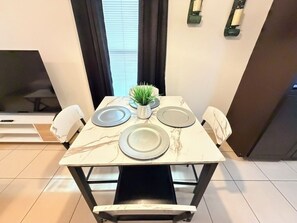 Dining - Peaceful Apartments in Edinburg Tx (Edinburg)
