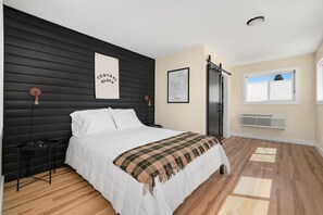 Standard Double Room | Free WiFi - Central Block Motel (Bend)