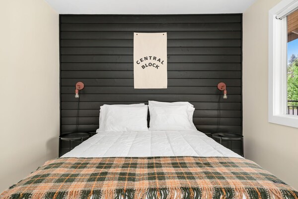 Central Block Motel - Bend, OR