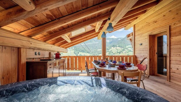 Outdoor dining - Chalet Source Eve - The ideal base in the Espace Diamant - OVO Network (Praz-sur-Arly)