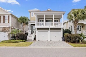 Exterior - Luxury 4-bedroom house in North Beach Plantation, North Myrtle Beach, SC (North Myrtle Beach)
