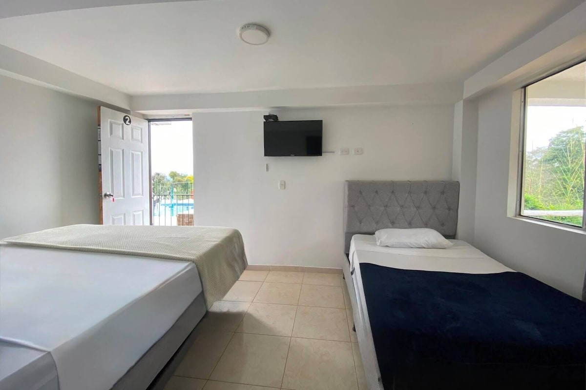 Basic Quadruple Room, Pool View