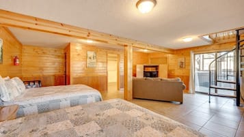 7 bedrooms, iron/ironing board, WiFi (free), bed sheets