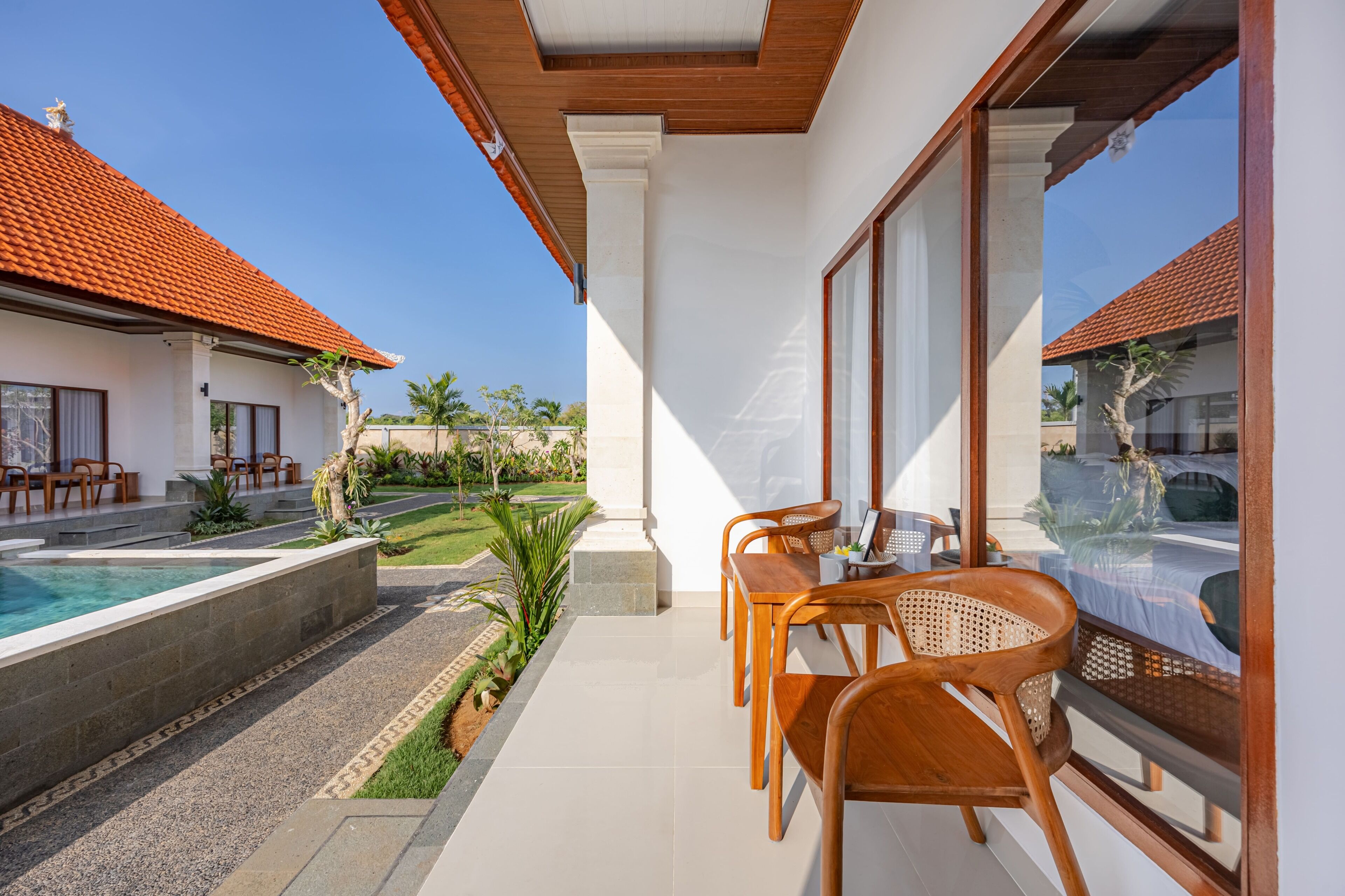 Suite | Tempat makan outdoor