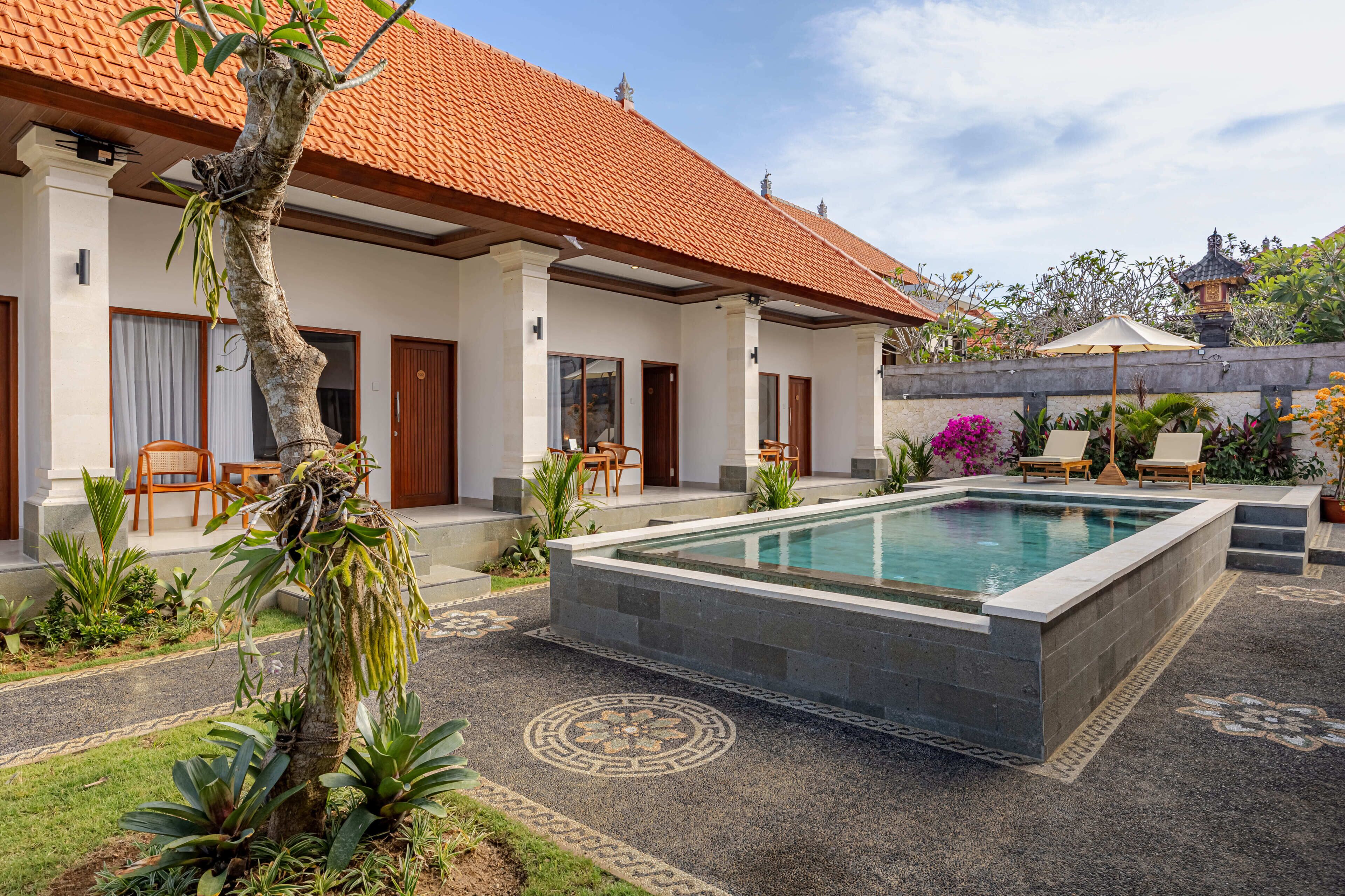 Kolam renang terbuka 
