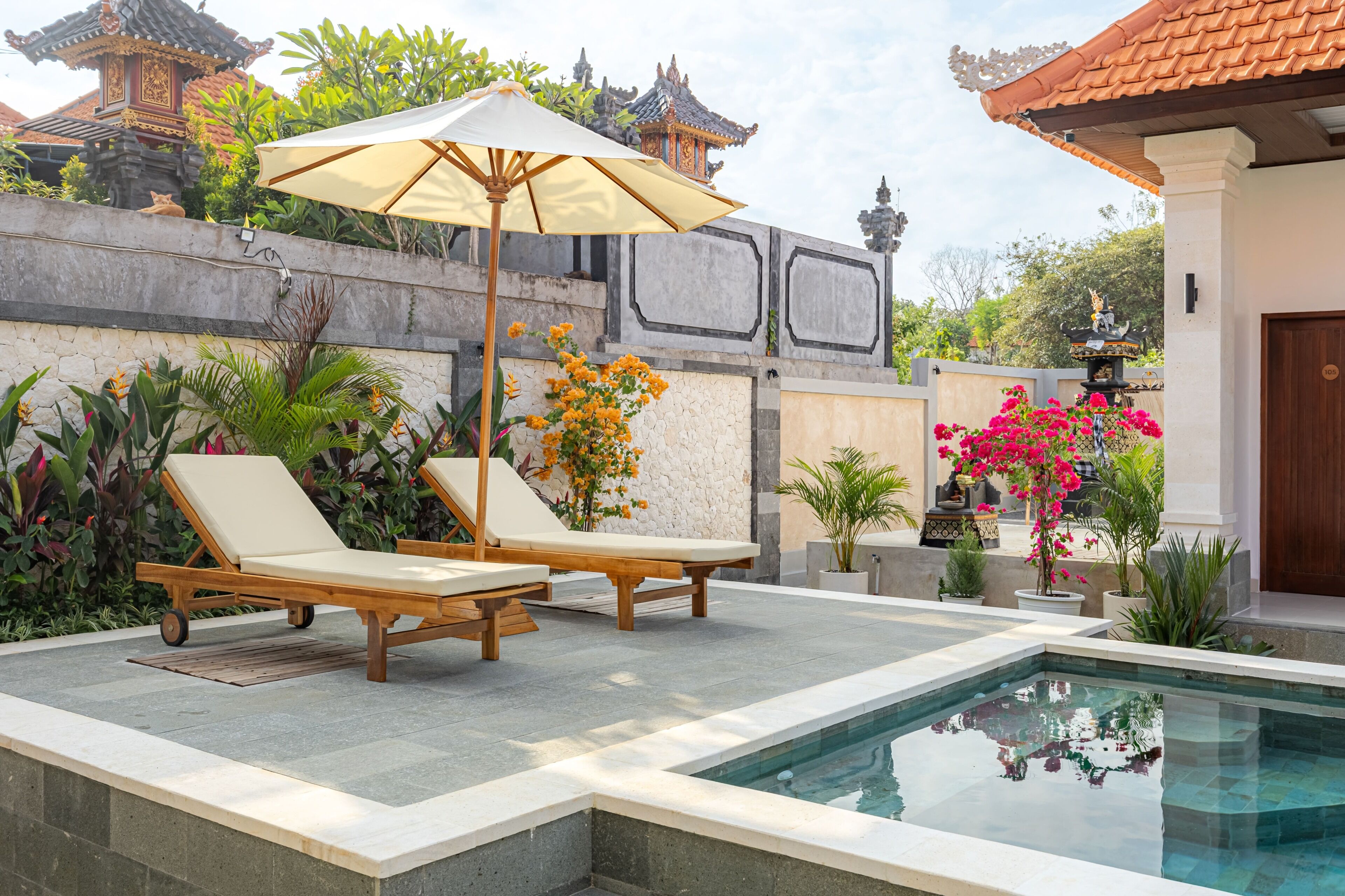 Kolam renang outdoor