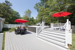 Outdoor dining - Private Oasis ~ Pool & Hot Tub & Backyard Paradise (Dennis)