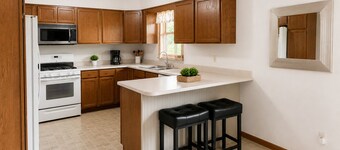 Cozy 3-bedroom house in charming Cedar Falls