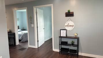 Travel cot, free WiFi, bed sheets, wheelchair access
