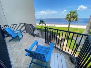 Unclassified image, 4 of 32, button - Sanibel Harbour Resort: Bay View Tower 137 Waterfront condo with private beach (Fort Myers)