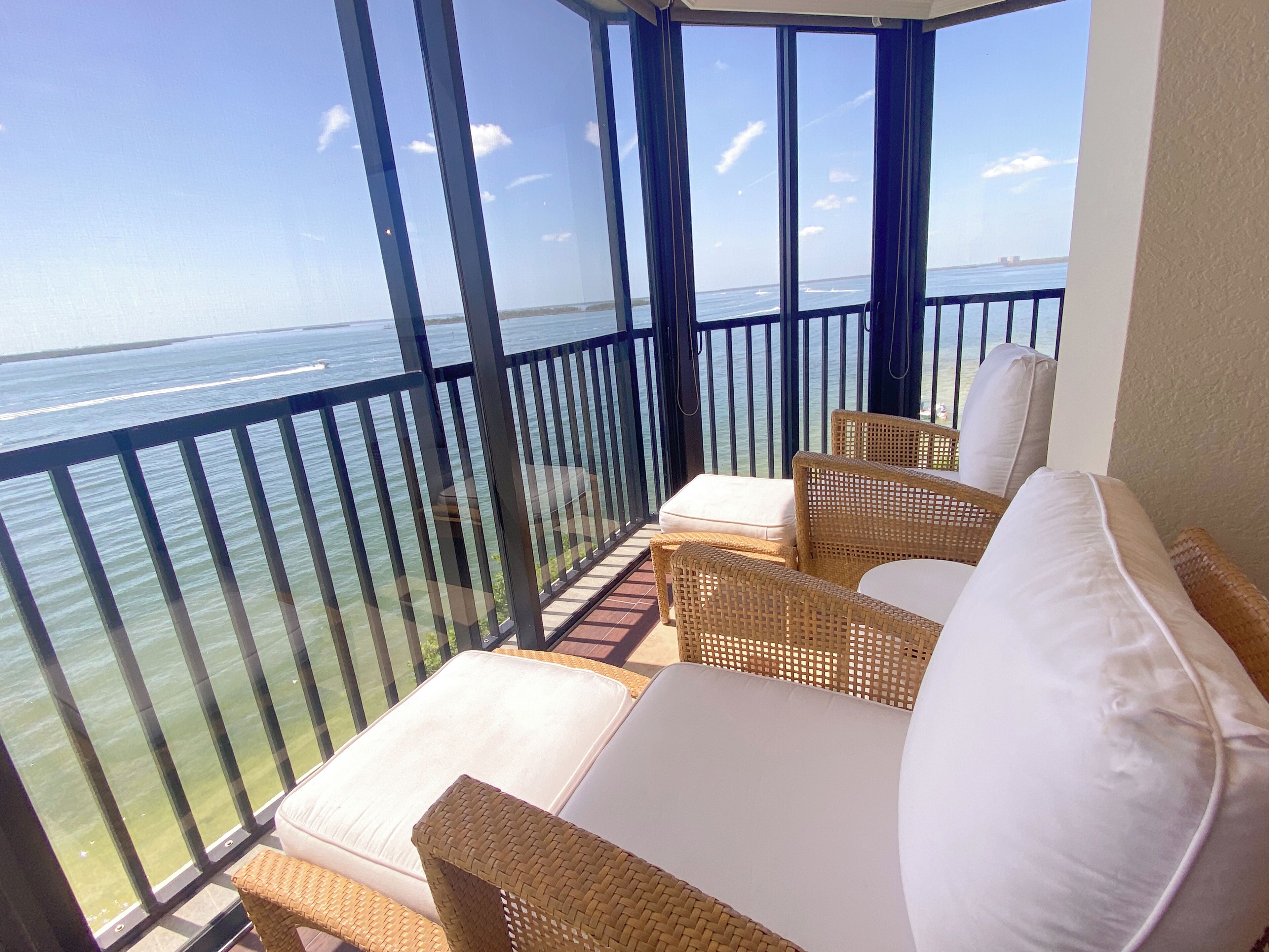 Interior Lanai waterfront view