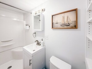 Bathroom - Waterfront Retreat at Motif Annex (Rockport)