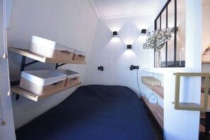 Room - Studio scenic view Paris Roofs - Montmartre (Paris)