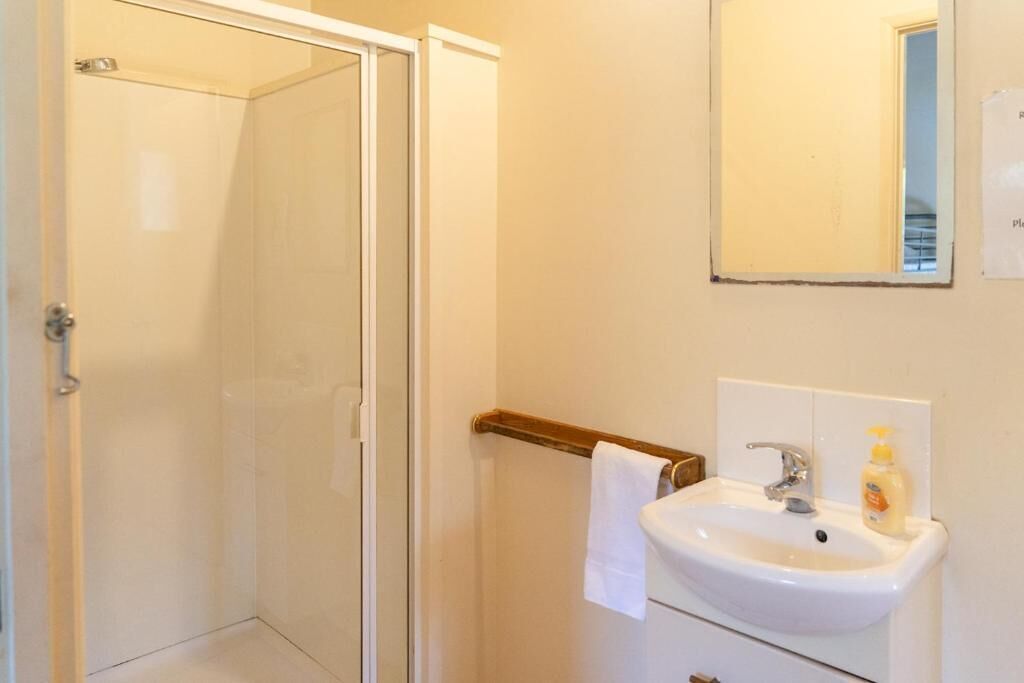 Free toiletries, towels, soap, toilet paper