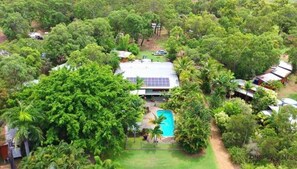 Exterior - 1770 Southern Cross Travellers Retreat (Agnes Water)