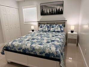 WiFi, bed sheets