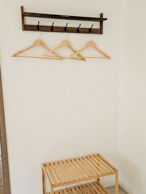Dormitorio compartido, solo para mujeres | Interior