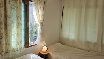 Shared Dormitory, Women only | WiFi (free)