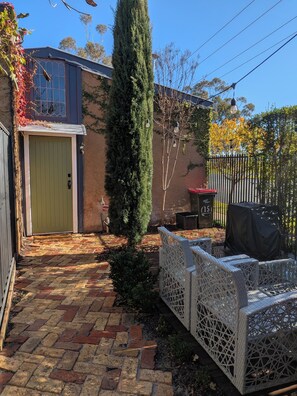 Terrace/patio - Birds of a Feather Lockington (Lockington)