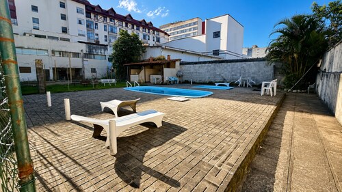 Fireplace | Swimming pool | Barbecue | Sauna | 5 min from the street market