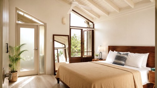 Bessa | Ocean View Villa | 2BR, Seaside Pool ➠ U52