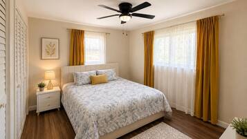 Iron/ironing board, free WiFi, bed sheets