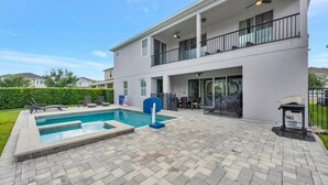 Unclassified image, 2 of 38, button - Wilmington Grand Escape (Kissimmee)