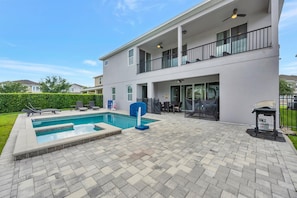 Outdoor pool - Wilmington Grand Escape (Kissimmee)
