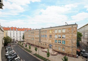 Esterni
