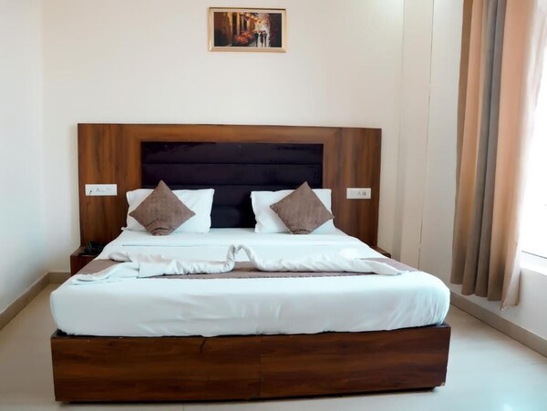 Jungle Nest Retreat Resort - Panchkula