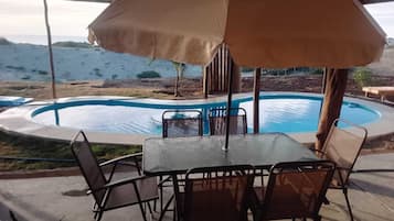 Tempat makan outdoor