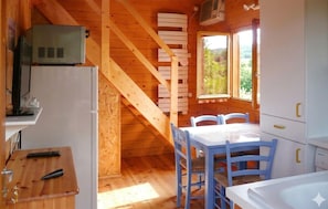 Dining - Nice home in Saint-Jean-du-Pin with WiFi (Saint-Jean-du-Pin)