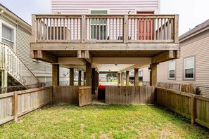 Property grounds - Merchants Manor 4 Bed 2 Bath Outdoor Dining Propane BBQ (Galveston)