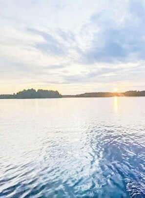 Miscellaneous - Blockhaus mit Sauna direkt am See by Interhome (Virserum)
