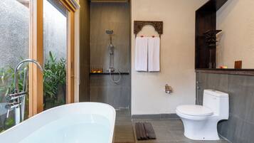 Villa, Balcony, Valley View | Bathroom | Separate bathtub and shower, free toiletries, hair dryer, slippers