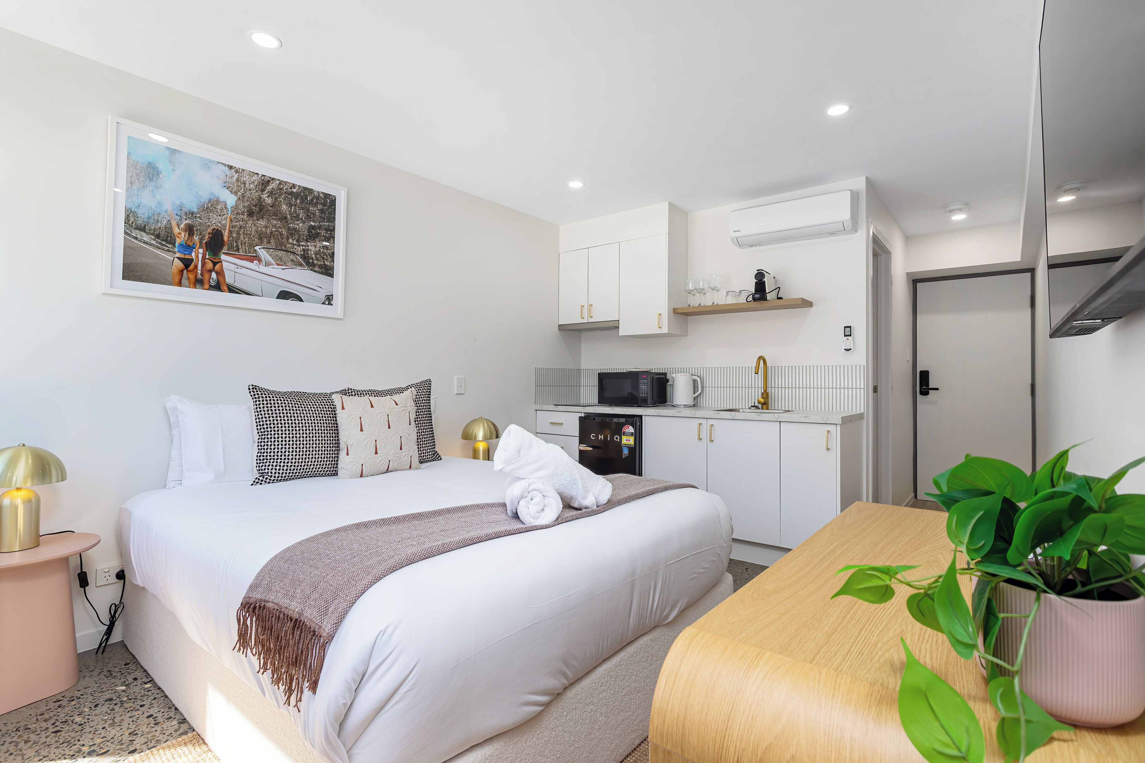 1 chambre, fer et planche à repasser, Wi-Fi, literie fournie