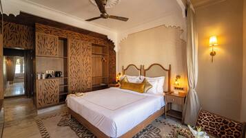 Superior Double Room, 1 Double Bed, Non Smoking | Iron/ironing board, free WiFi