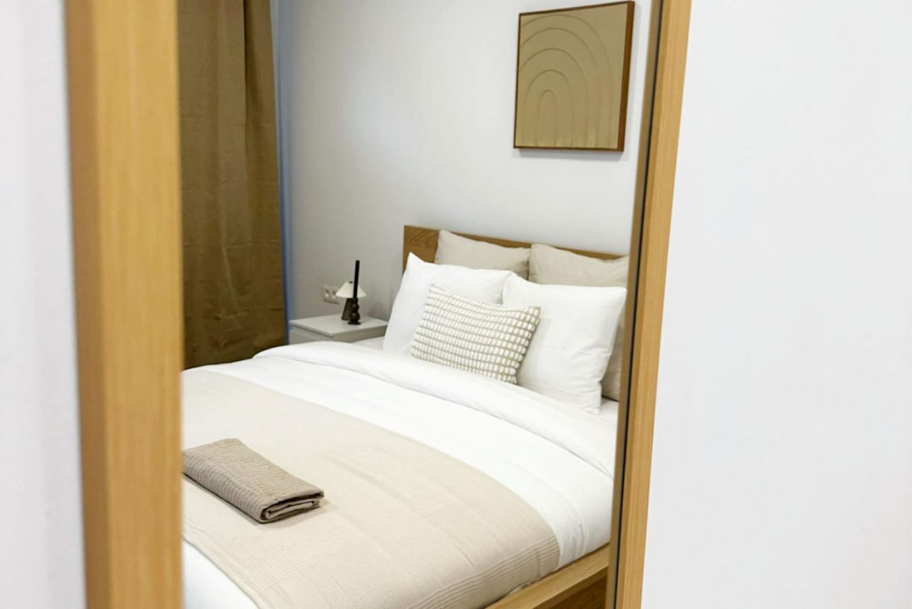 Iron/ironing board, free WiFi