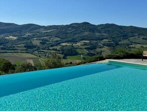 Pool - Heated Infinity Pool | Restored Farmhouse & Views (Umbertide)