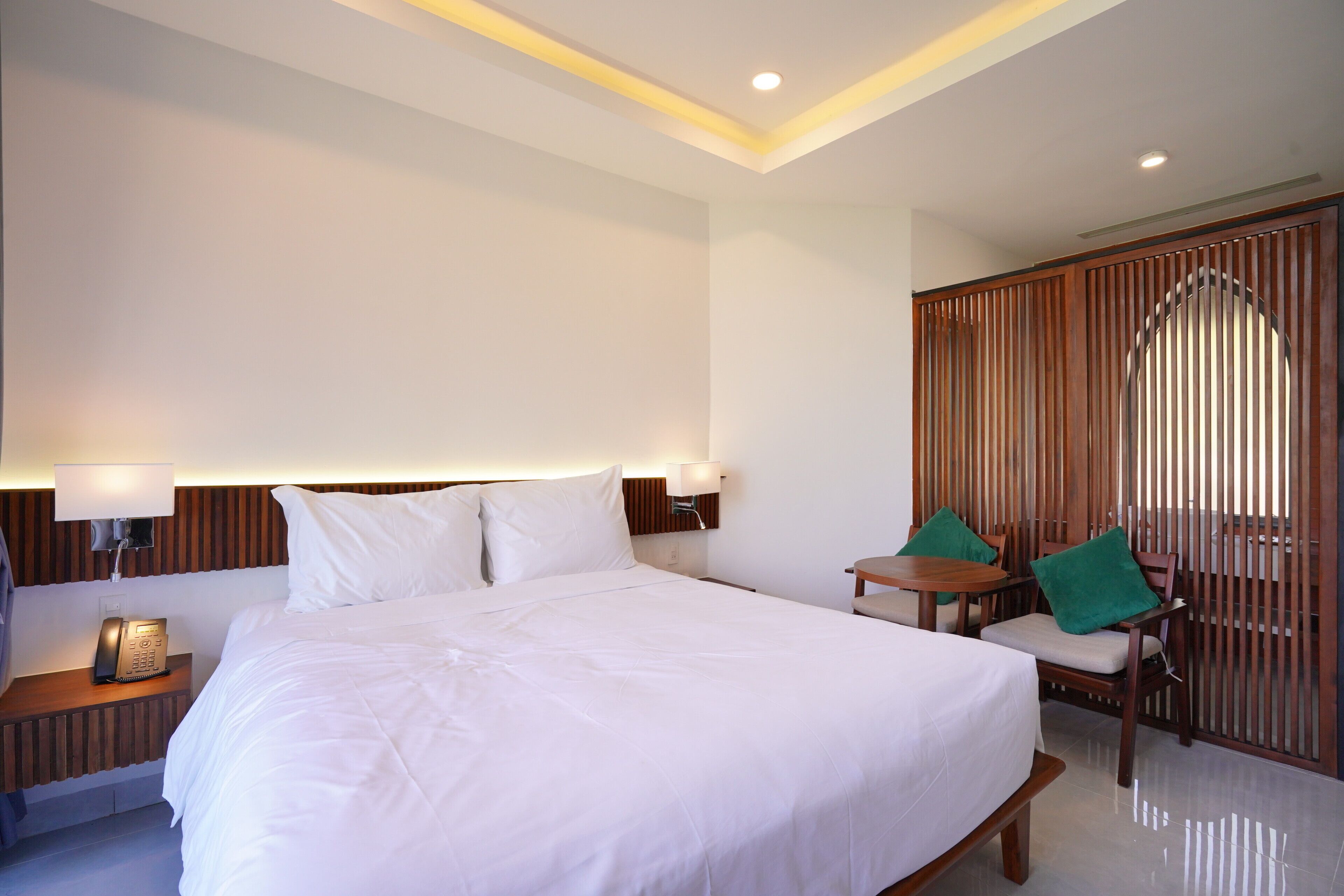 Deluxe Bungalow, 1 Queen Bed, Ocean View