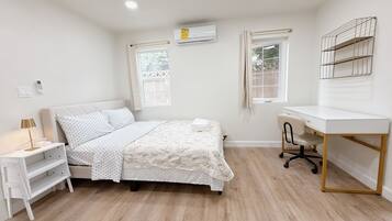 Iron/ironing board, free WiFi, bed sheets, wheelchair access